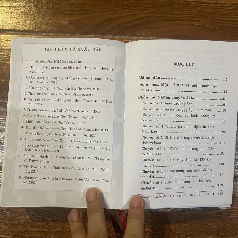 Những chuyến đi trên đất triệu voi - Hoàng Kiền (BM) 1012852