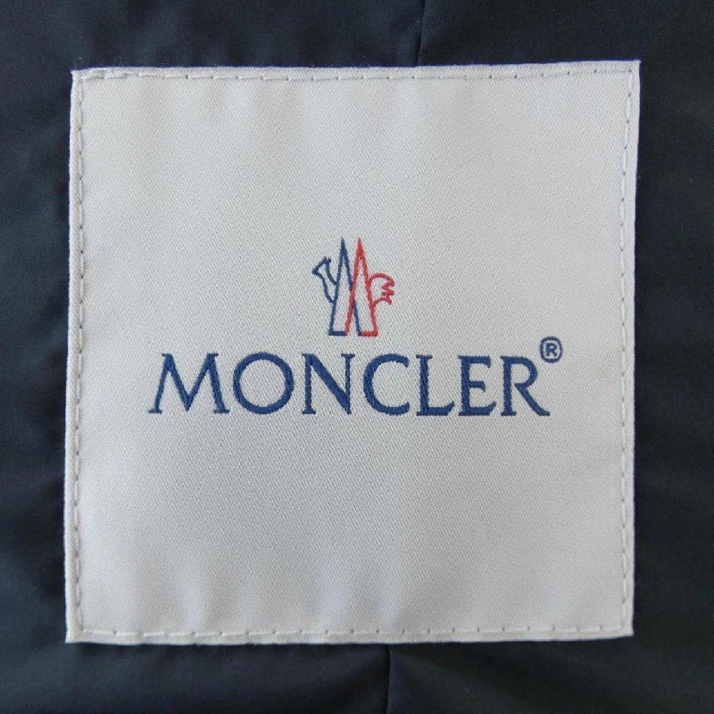 MONCLER PAU Jacket - Hàng hiệu Chính hãng 823531