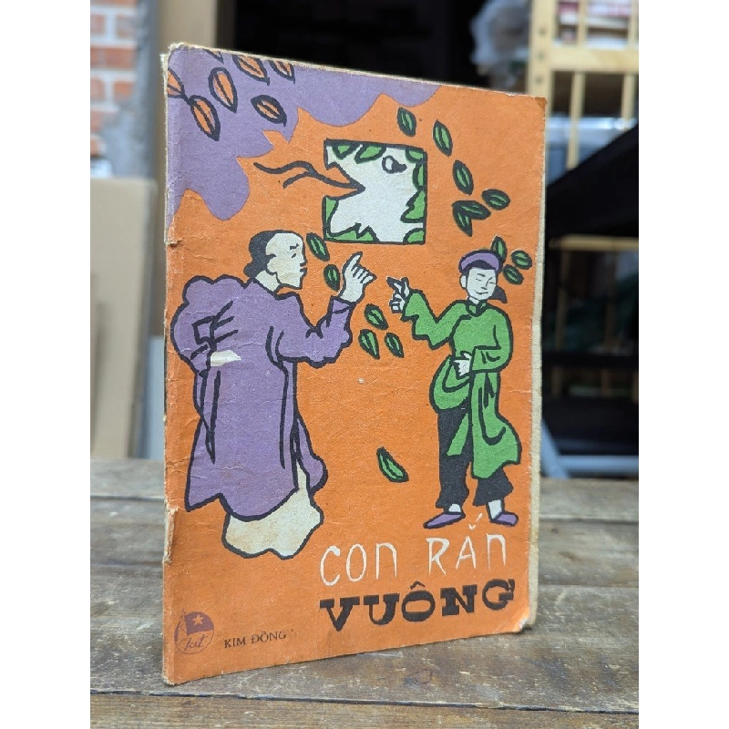 Con rắn vuông - Đỗ Bình Trị và Bùi Văn Nguyên 551873