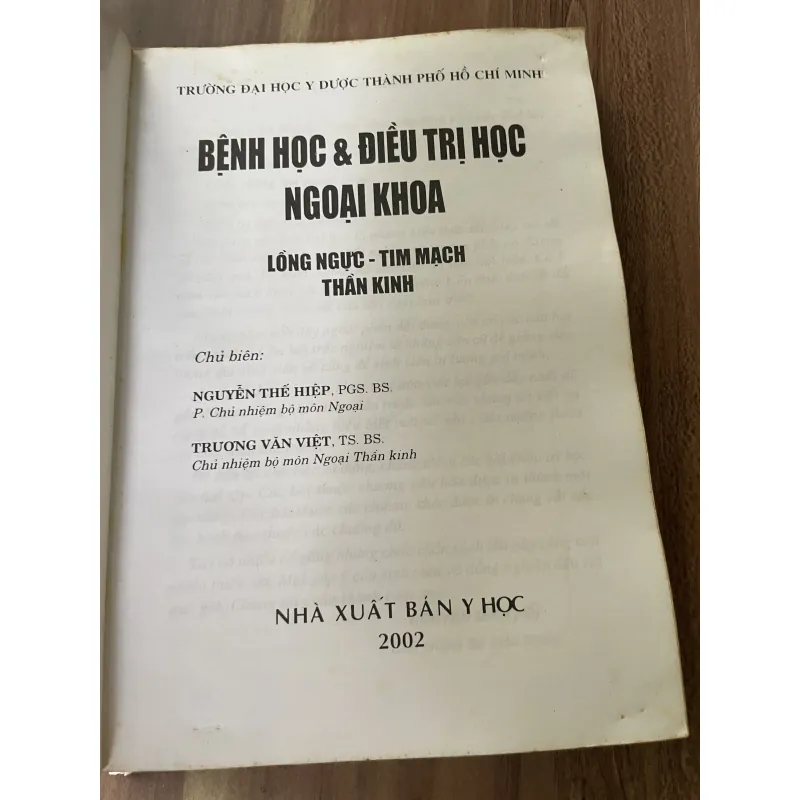 Bệnh học và điều trị ngoại khoa: Lồng ngực, tim mạch, thần kinh  795849