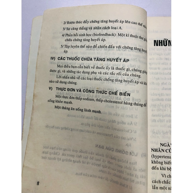 HẠN CHẾ CAO HUYẾT ÁP KHÔNG CẦN THUỐC  ( sách dịch) - 308 trang, nxb: 2003 330777