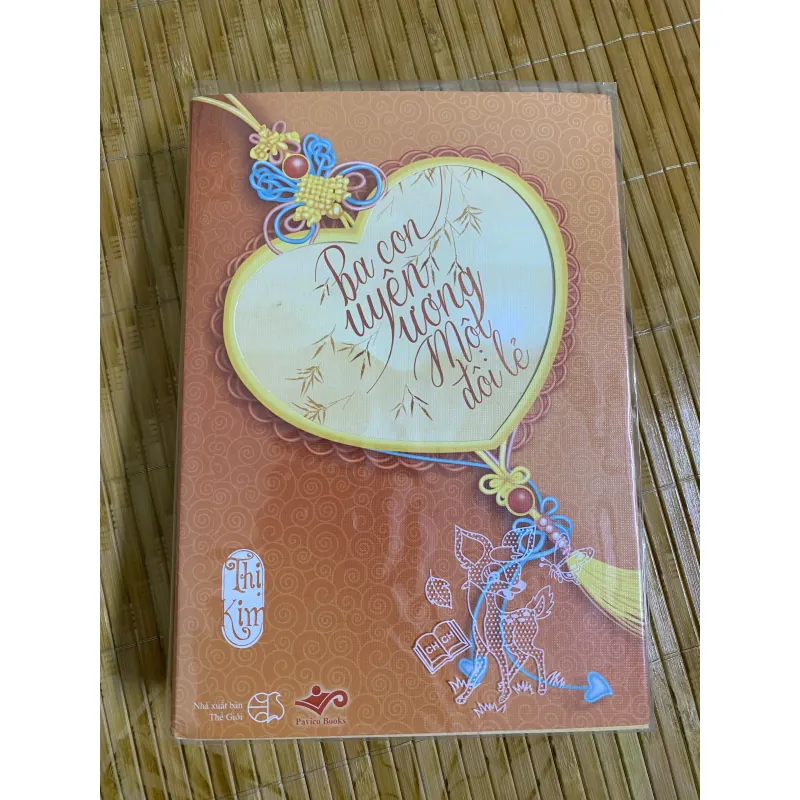 Ba con uyên ương một đôi lẻ 999212