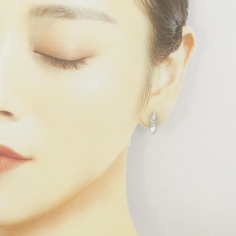 K18WG Bông tai/Khuyên tai kim cương 0.10CT - Hàng hiệu Chính hãng 870785