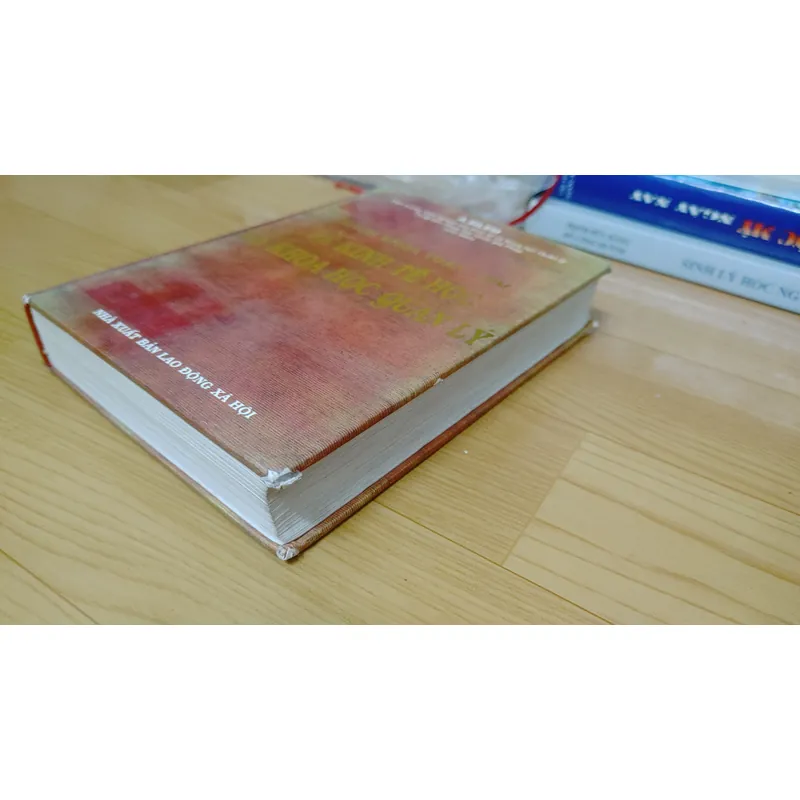 BÁCH  KHOA KINH TẾ HỌC  698395