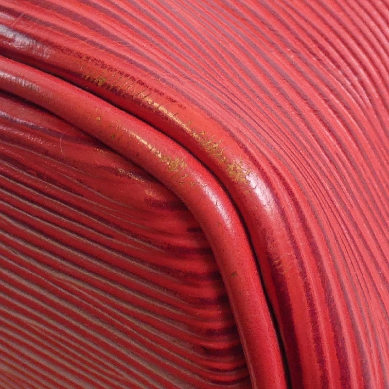 Túi xách vai Louis Vuitton Épi Petit Noé M44107 613082