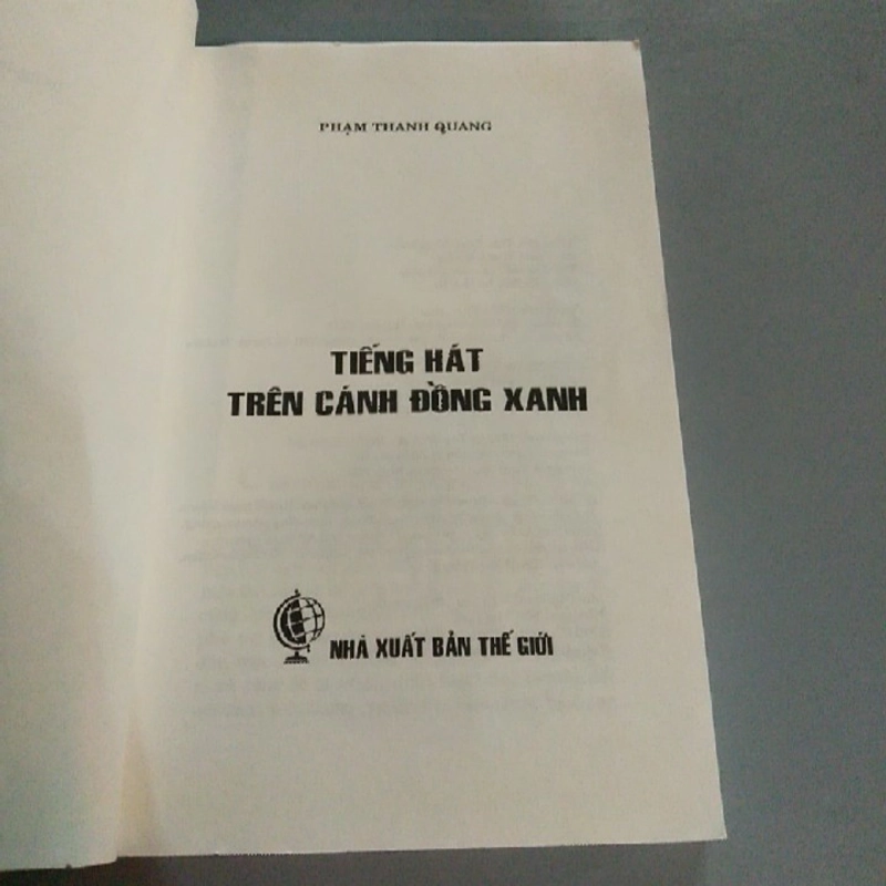 TIẾNG HÁT TRÊN CÁNH ĐỒNG XANH 223780