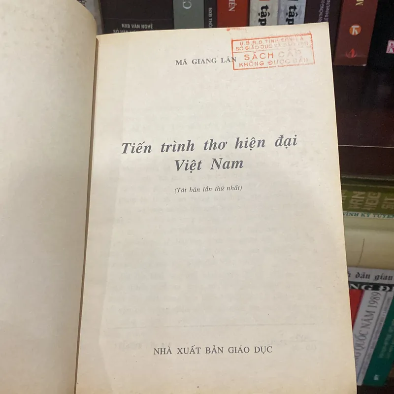 TIẾN TRÌNH THƠ HIỆN ĐẠI VIỆT NAM (XB 2001) 571687