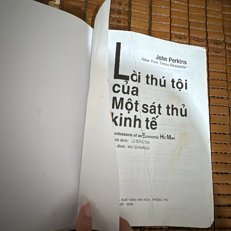Lời thú tội của một sát thủ kinh tế - John Perkins 463114