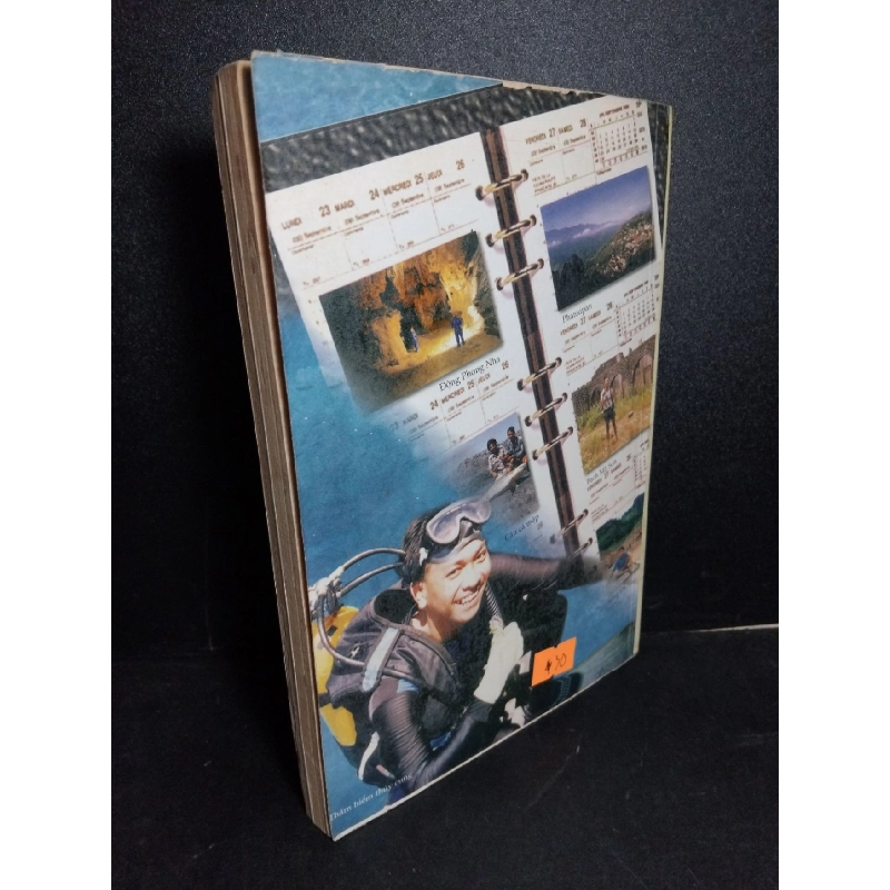 Tường trình từ tam giác vàng mới 90% bẩn bìa, ố vàng 1996 HCM1001 Bình Nguyên VĂN HỌC 918482