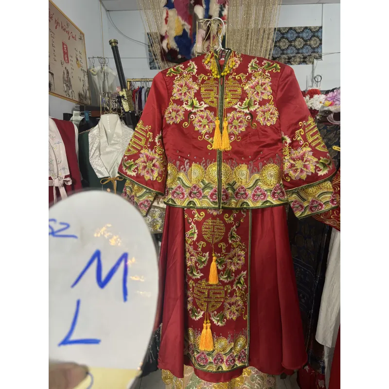 Hỷ phục , sét đỏ mặc Tết  789711