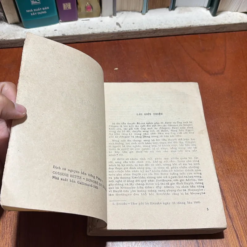 II Tiểu Thuyết: Dì Bettơ (Tập 1) - HONORÊ ĐƠ BANZAC - 1987 931884