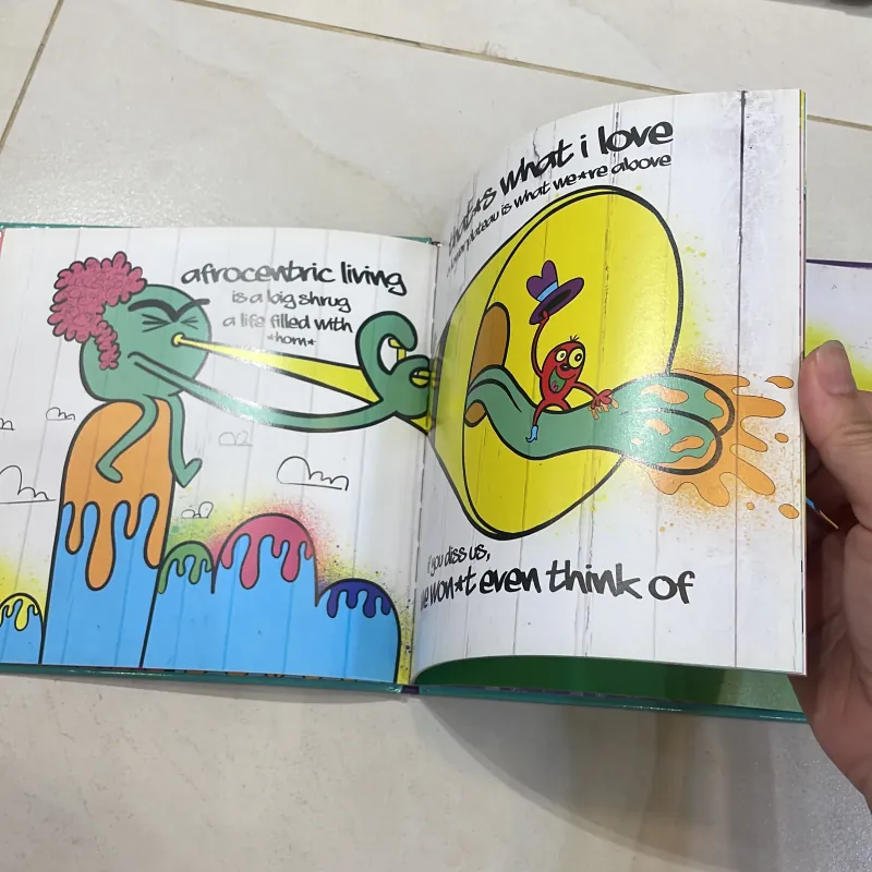 NGOẠI VĂN  tiếng anh trẻ em : Can I kick it? Pop read  1027876