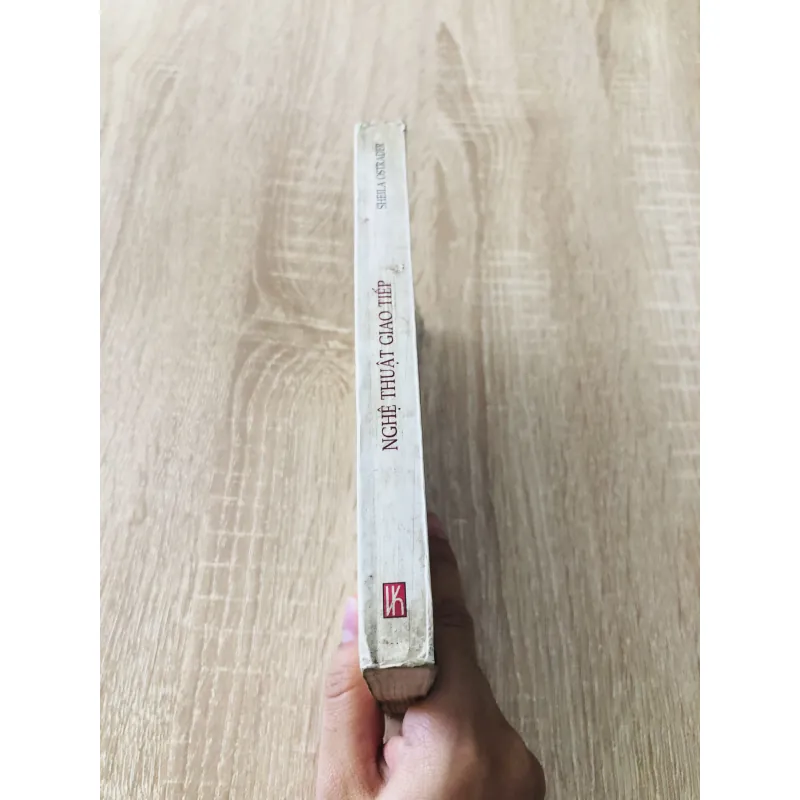 NGHỆ THUẬT GIAO TIẾP  992427