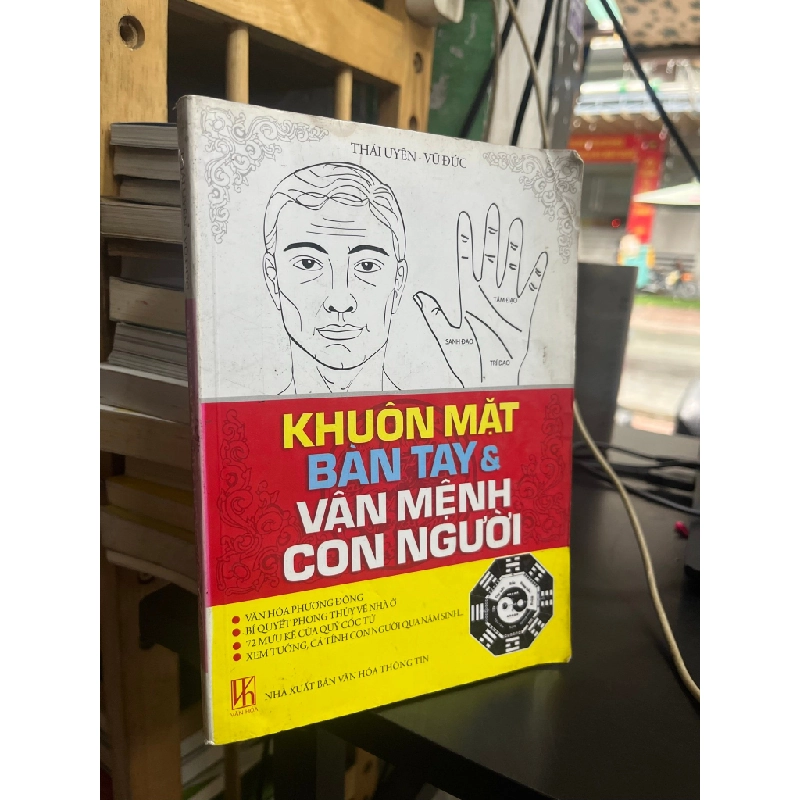 Khuôn mặt bàn tay & vận mệnh con người - Thái Uyên và Vũ Đức 470337