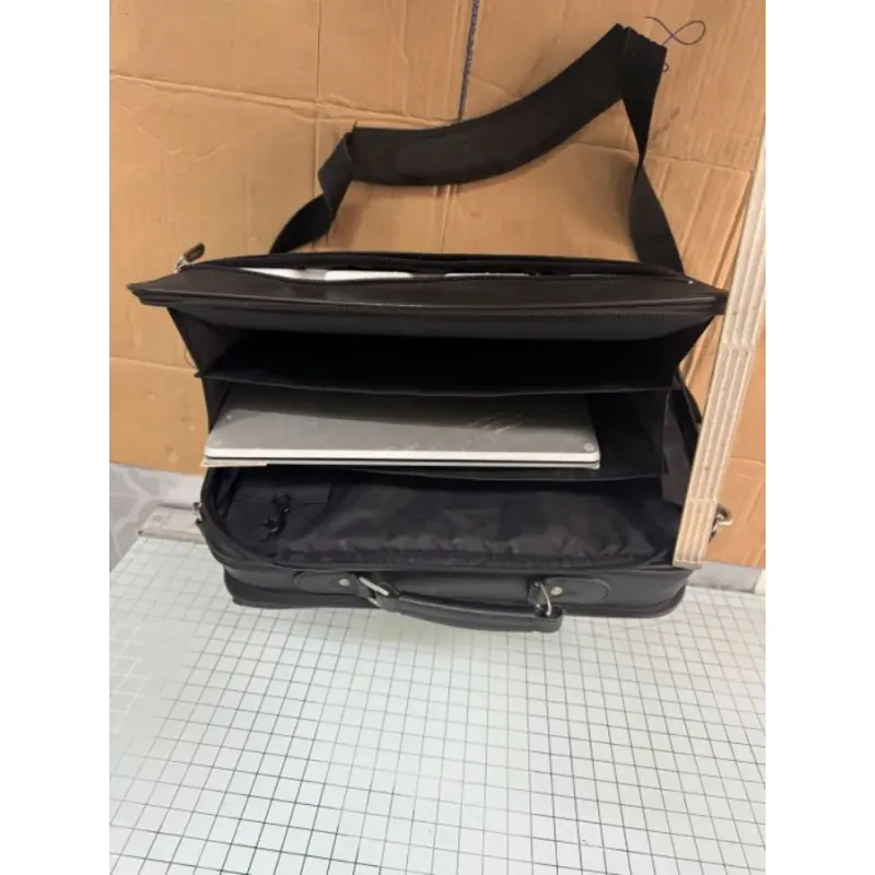 Cặp TARGUS đựng laptop. hồ sơ vv 972731