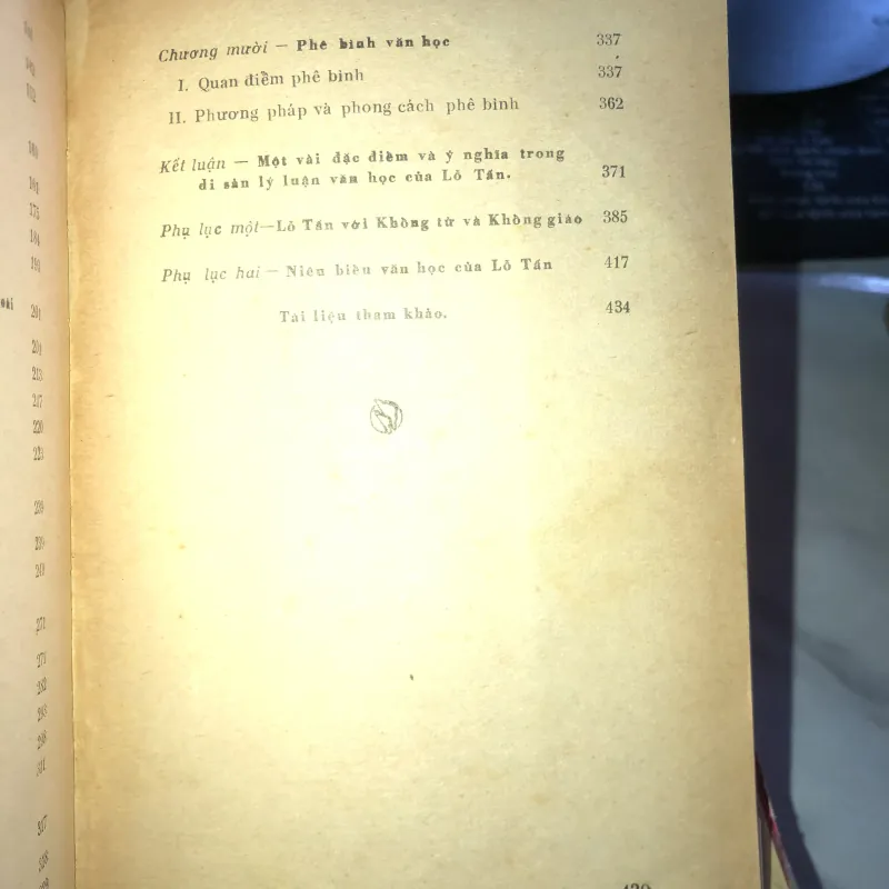 Lỗ Tấn - Nhà lý luận văn học - Phương Lựu 1017713