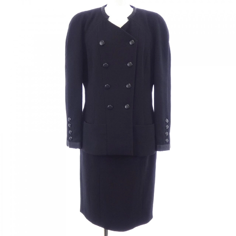 CHANEL P06271V03075 96C Suit - Hàng hiệu Authentic 827070