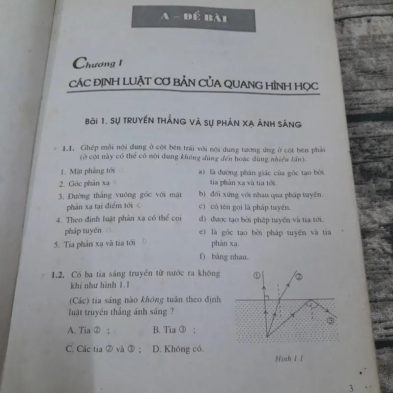 Vật lý và Bài tập Vật lý 11. Ban Khoa học tự nhiên. Chủ biên Giáo sư Lương Duyên Bình... 735486