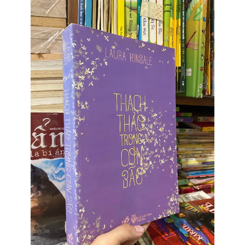 Thạch thảo trong cơn bão - Laura Kinsale 386408