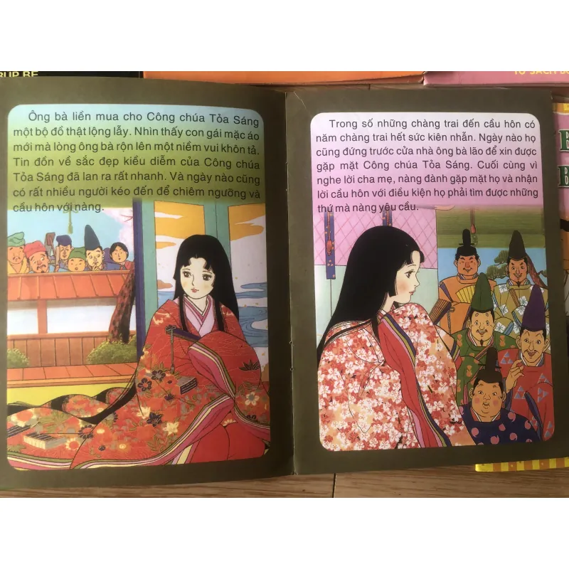 Tủ sách búp bê - Combo 9c không trùng 1004077