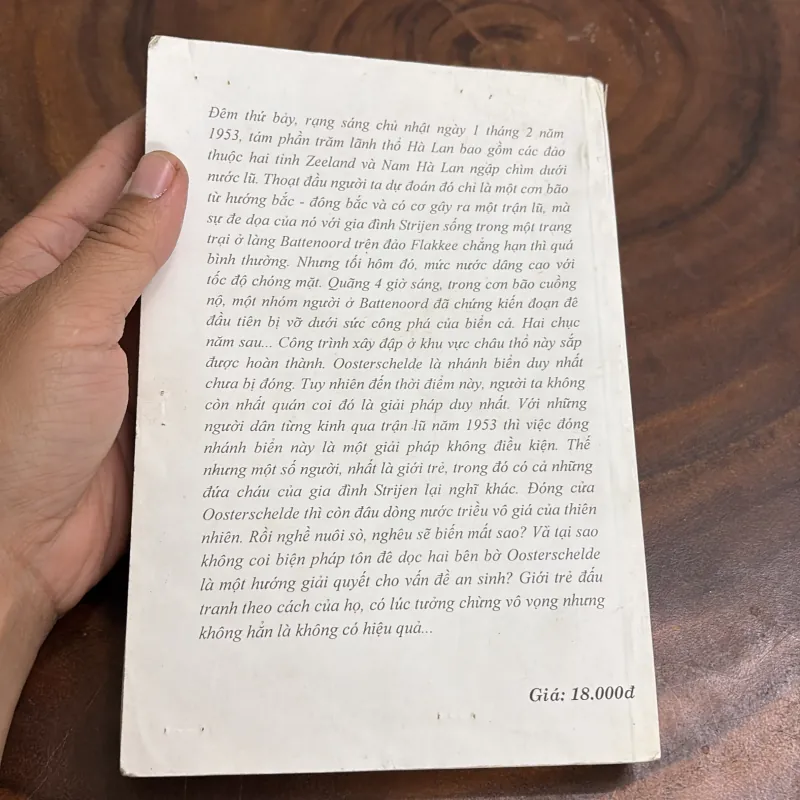 II Văn Học: Oosterschelde, Bão Cấp 10 - JAN TERLOUW - 2003 976260