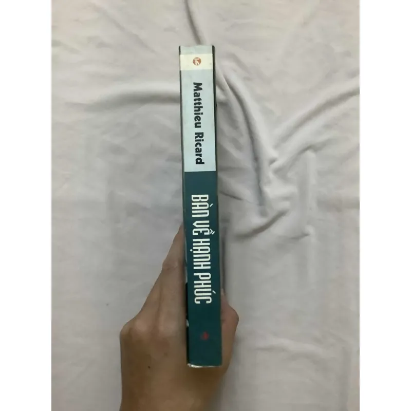 Bàn Về Hạnh Phúc 697172