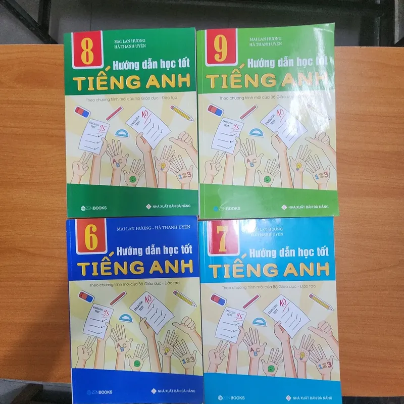 Sách combo 4 quyển Hướng dẫn học tốt tiếng Anh của Mai Lan Hương 740597