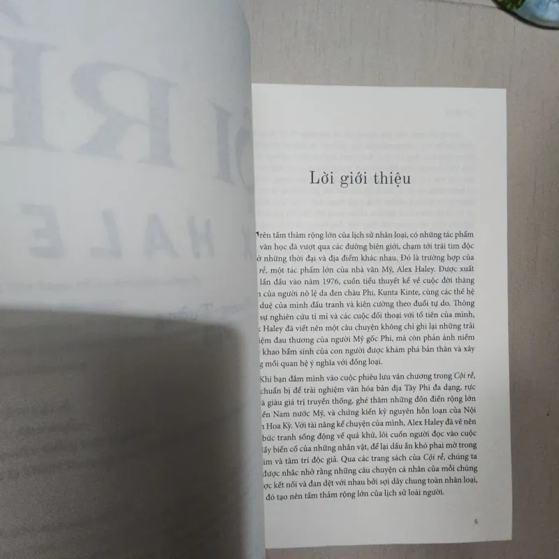 Sách Cội rễ của Alex Haley 764429