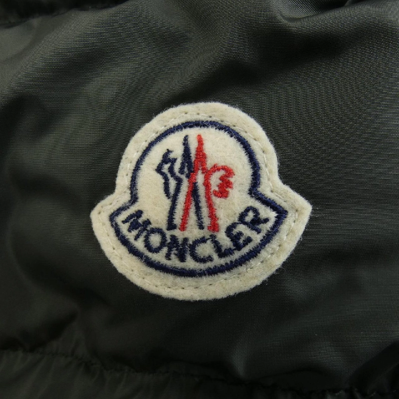 Áo khoác lông vũ MONCLER 643100