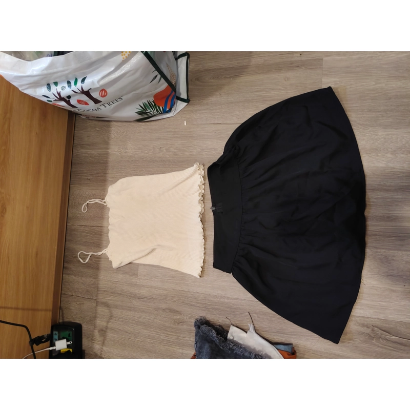 3 set đồ quần sooc áo 2 dây size S, M nhỏ 522352
