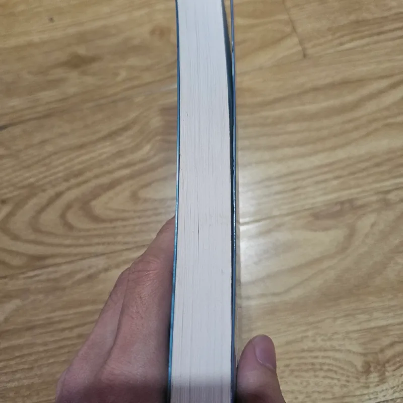 Phù thủy phố Portobello
28k 758585