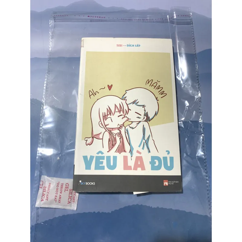 Yêu Là Đủ - Tizi 970236