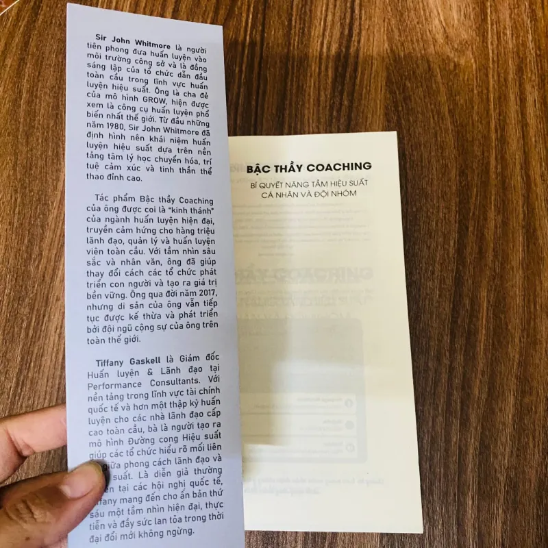 Bậc Thầy Coaching - Sir John Whitmore và Tiffany Gaskell#HATRA  994272