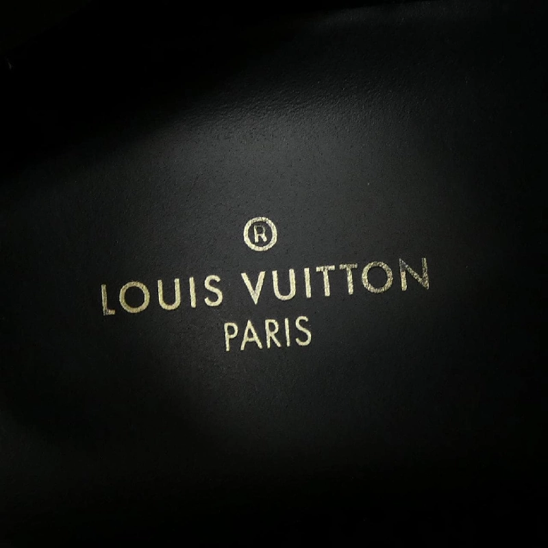 Giày sneaker LOUIS VUITTON Rivoli - Hàng hiệu Authentic 907163