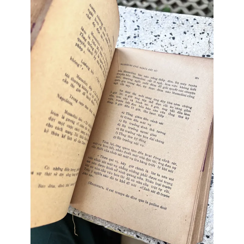 Mussolini - Vũ Tài Lục 592161