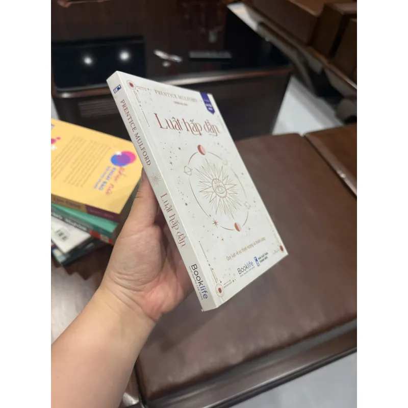 Luật Hấp Dẫn - K4 1021129