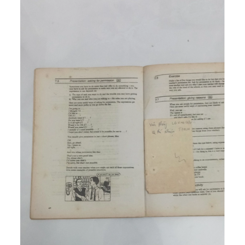 Functions of Amarican English-Leojiones&C.VonBaeyer 548108