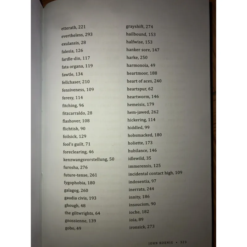 Từ điển của những nỗi buồn không tên 674605