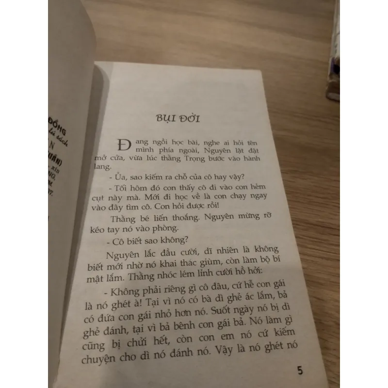 sách Cánh Bướm Ma thuộc Tủ sách Tuổi Mới Lớn của Nhà xuất bản Kim Đồng. 
 1025318