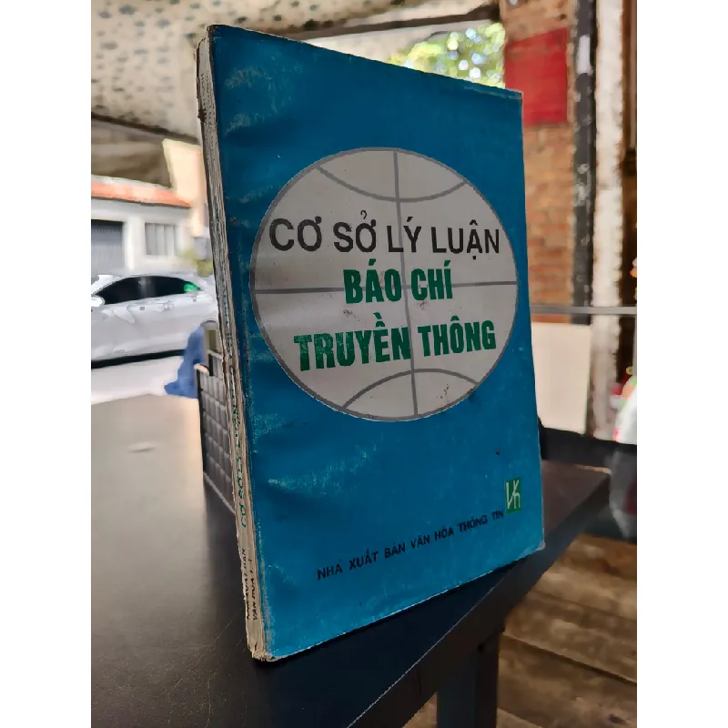 Cơ sở lý luận báo chí truyền thông 720129