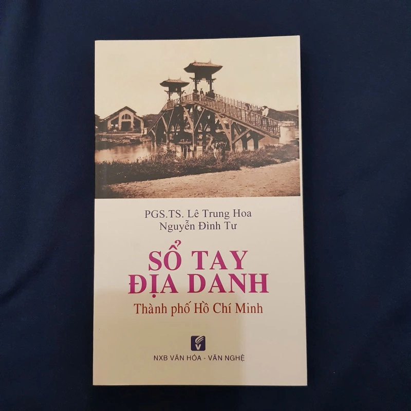 Sổ tay địa danh Việt Nam | thủ bút tác giả  419558