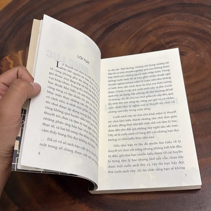 II Sách Kỹ Năng: Lý Thuyết Trò Chơi - Trần Phách Hàm - Vũ Vũ (Dịch) - 2023 1001695