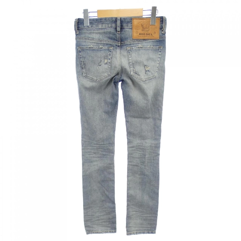 Quần jeans DIESEL 650935
