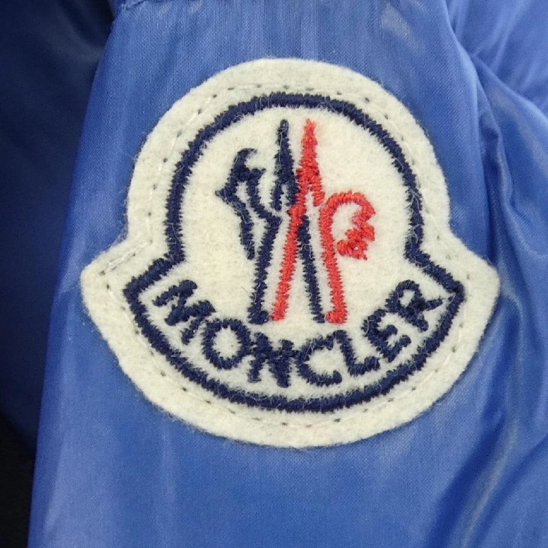 Áo khoác lông vũ MONCLER SERINDE 631478
