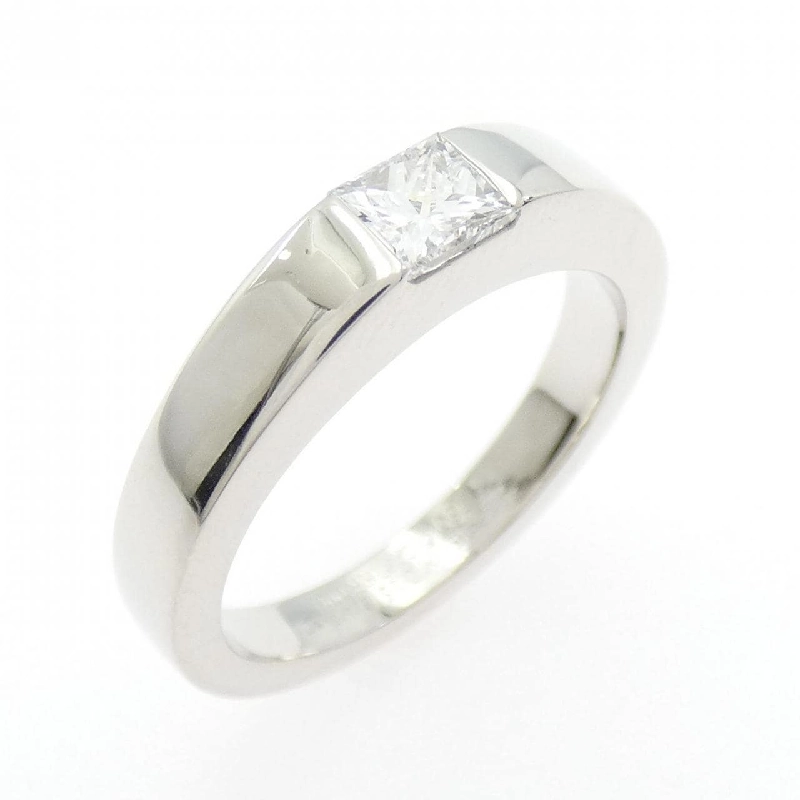 Nhẫn Cartier Tank 0.25CT - Hàng hiệu Chính hãng 832422