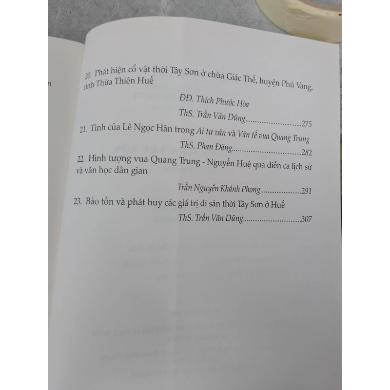 THUẬN QUẢNG THỜI TÂY SƠN - ĐỖ BANG 
 531765