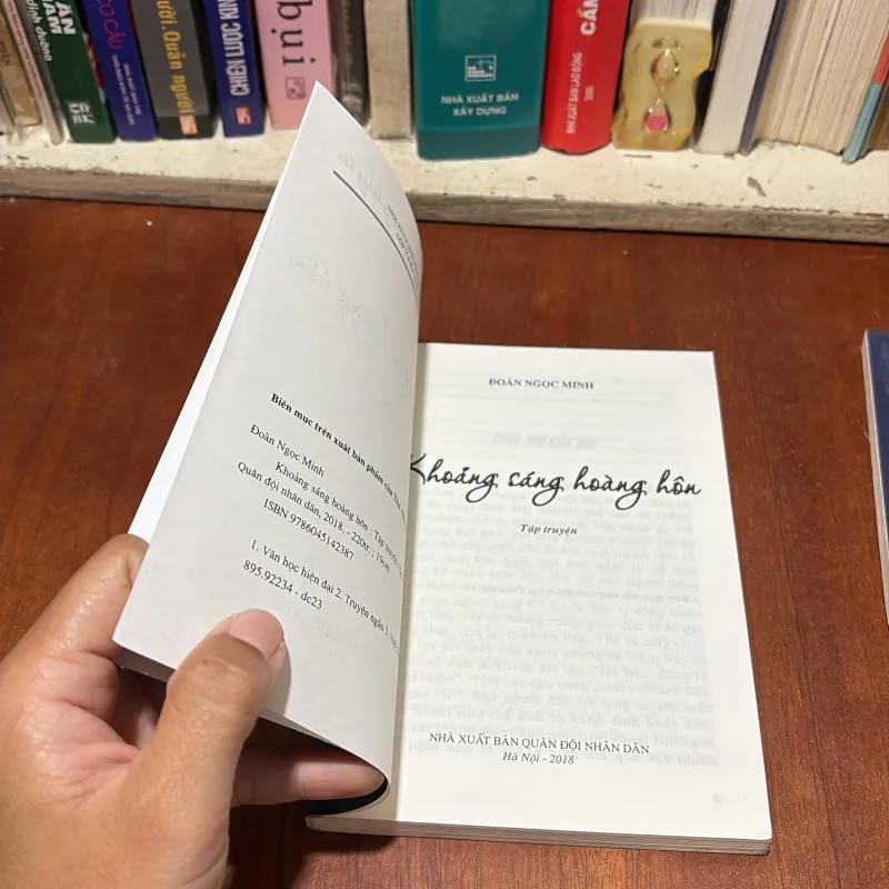 II Tập Truyện: Khoảng Sáng Hoàng Hôn - Đoàn Ngọc Minh - 2018 785700