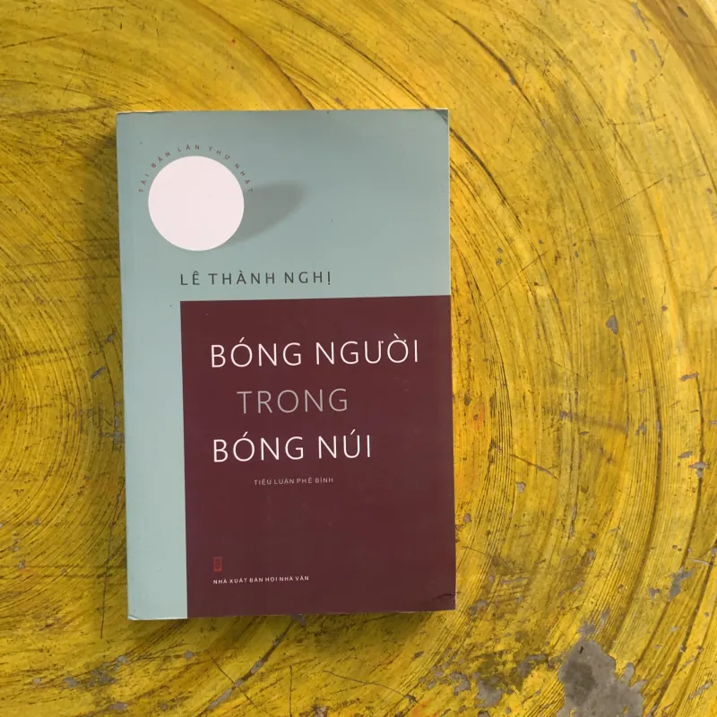  BÓNG NGƯỜI TRONG BÓNG NÚI - LÊ THÀNH NGHỊ 976569