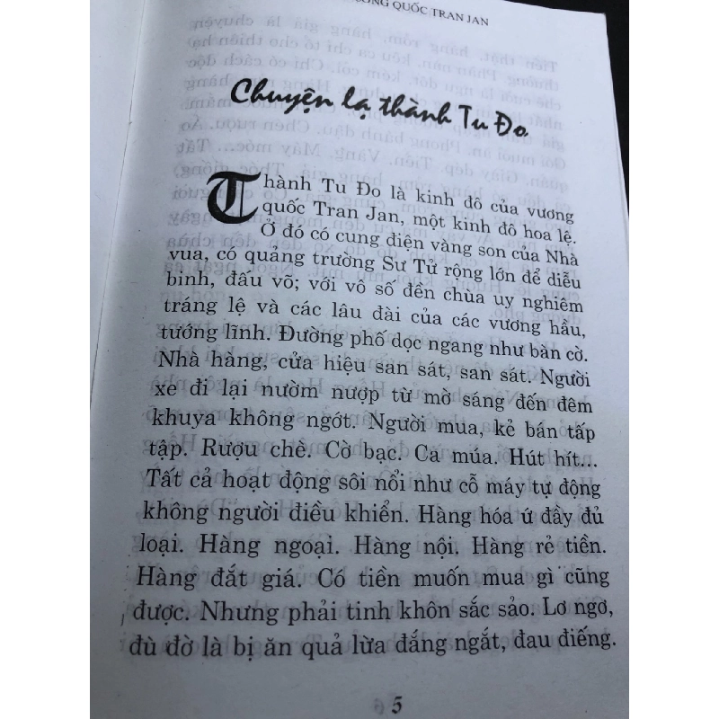 Chuyện vương quốc Tran Jan 2006 mới 70% ố bẩn nhẹ Phạm Đông Hưng HPB0906 SÁCH VĂN HỌC 915884