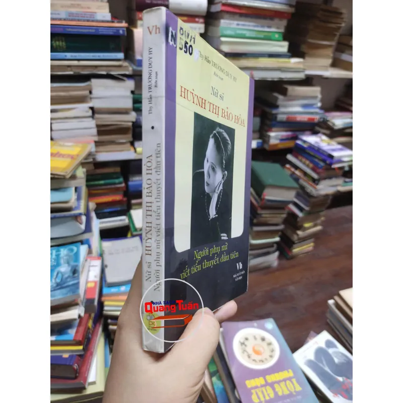 sách: Nữ sĩ Huỳnh Thị Bảo Hoà -  Thy Hảo Trương Duy Hy (A1) 568295